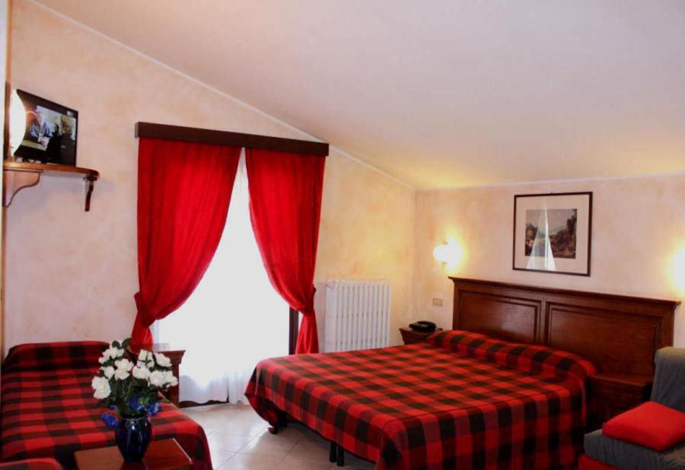 Hotel Al Caminetto Valtournenche Eksteriør billede